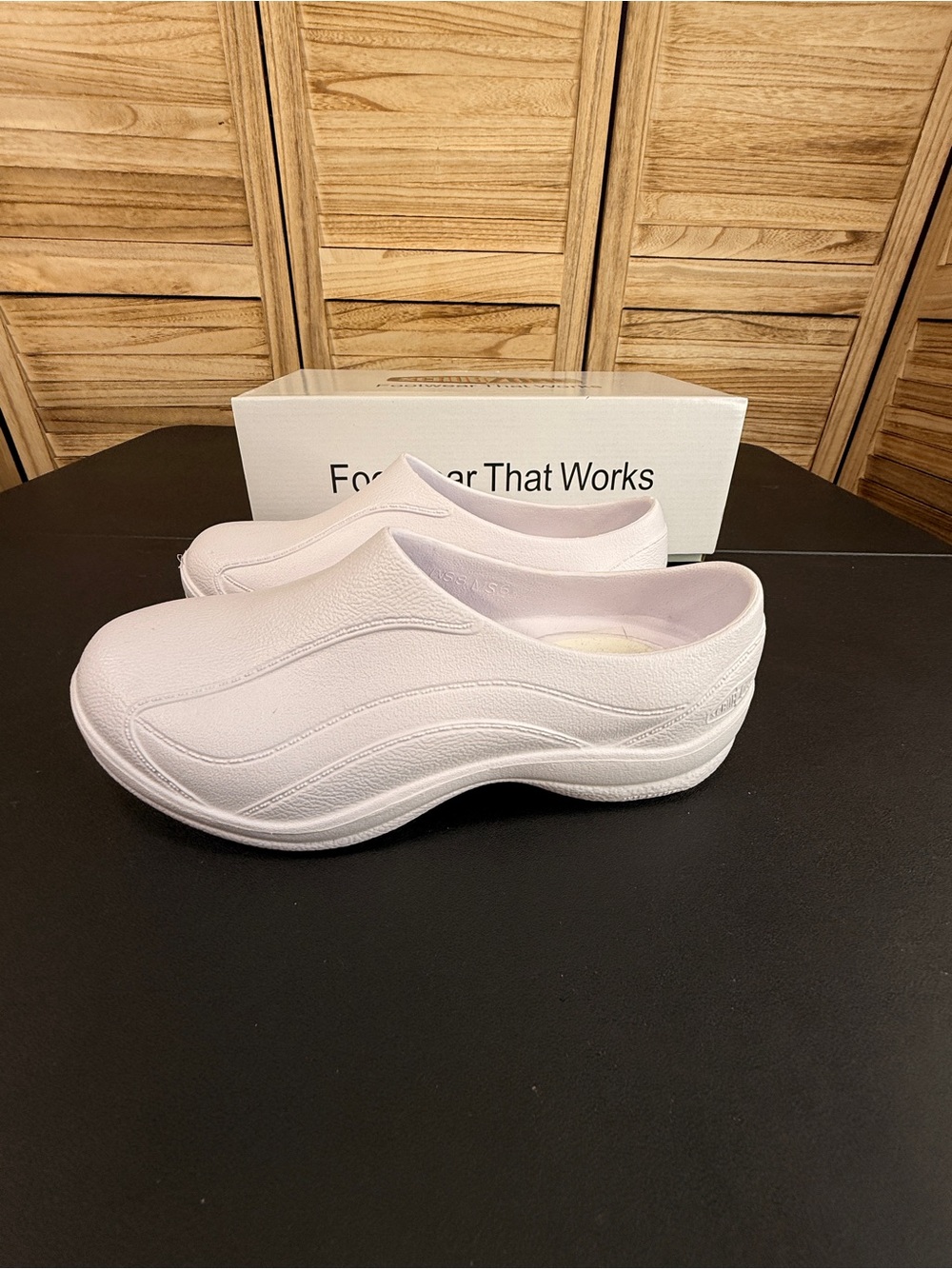 Scrub Zone Footwear That Works Comfort Slip-On  Shoes Size Womens 8 - Mens 6